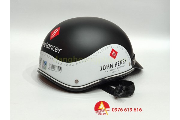 Mũ bảo hiểm in logo John Henry